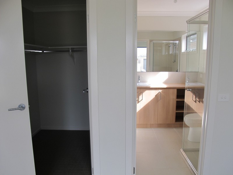 5 Poseidon Street, Kurunjang VIC 3337