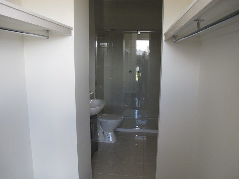 Unit 15 The Entrance, Caroline Springs VIC 3023