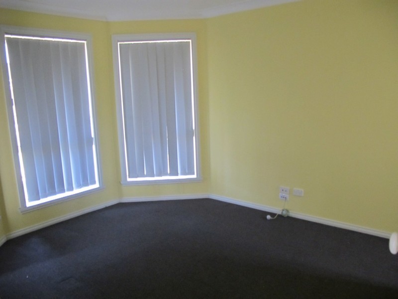 14 Wyperfeld Circuit, Caroline Springs VIC 3023