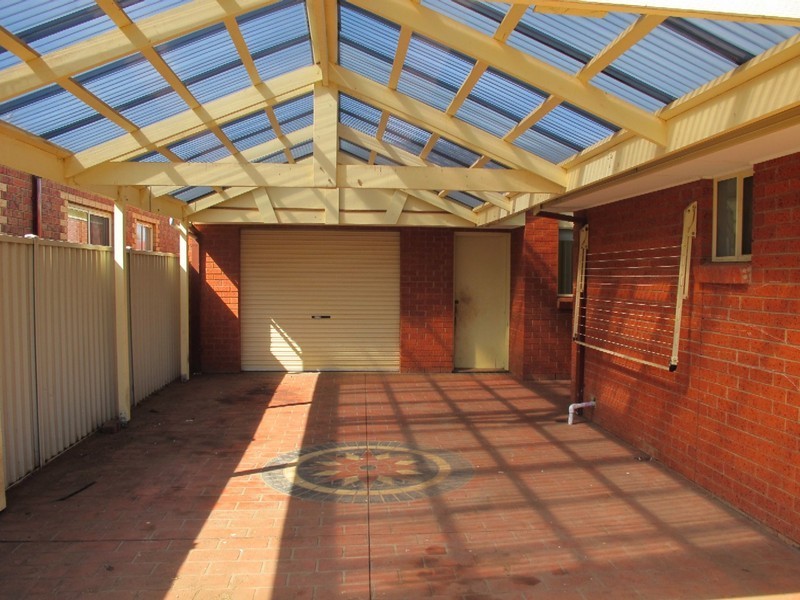 14 Wyperfeld Circuit, Caroline Springs VIC 3023