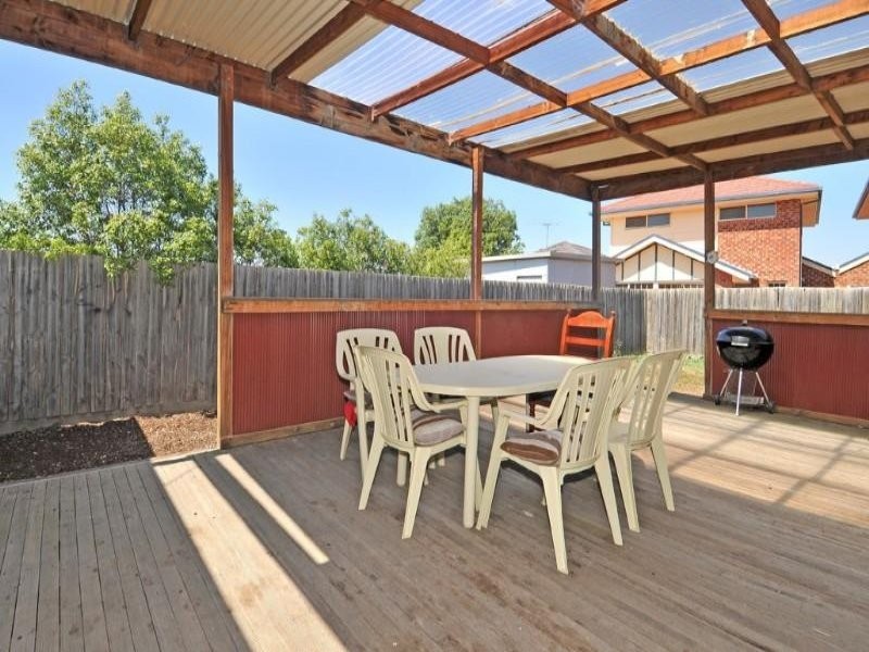 22 Joseph Drive, Hillside VIC 3037