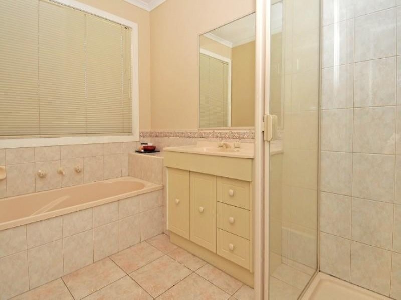 22 Joseph Drive, Hillside VIC 3037