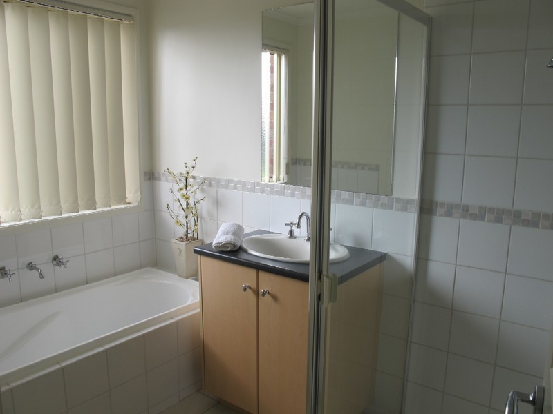 15 Marner Ave, Hillside VIC 3037