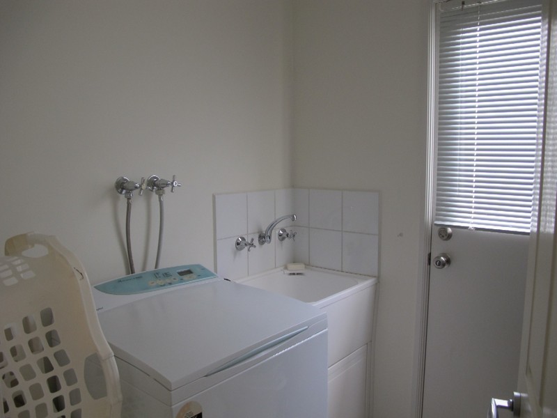 15 Marner Ave, Hillside VIC 3037