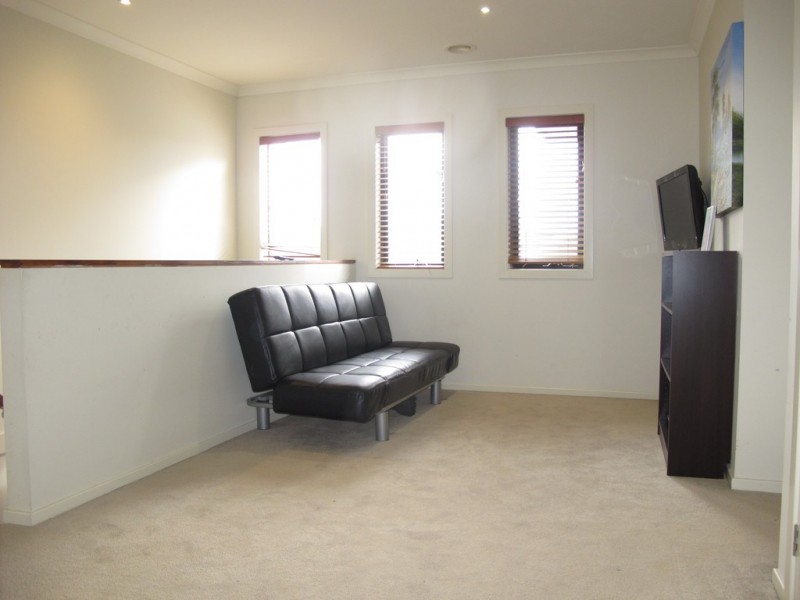 45c The Avenue, Caroline Springs VIC 3023