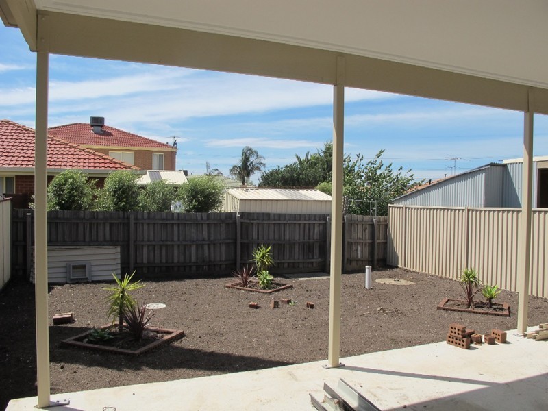 132 Westwood Drive, Burnside VIC 3023