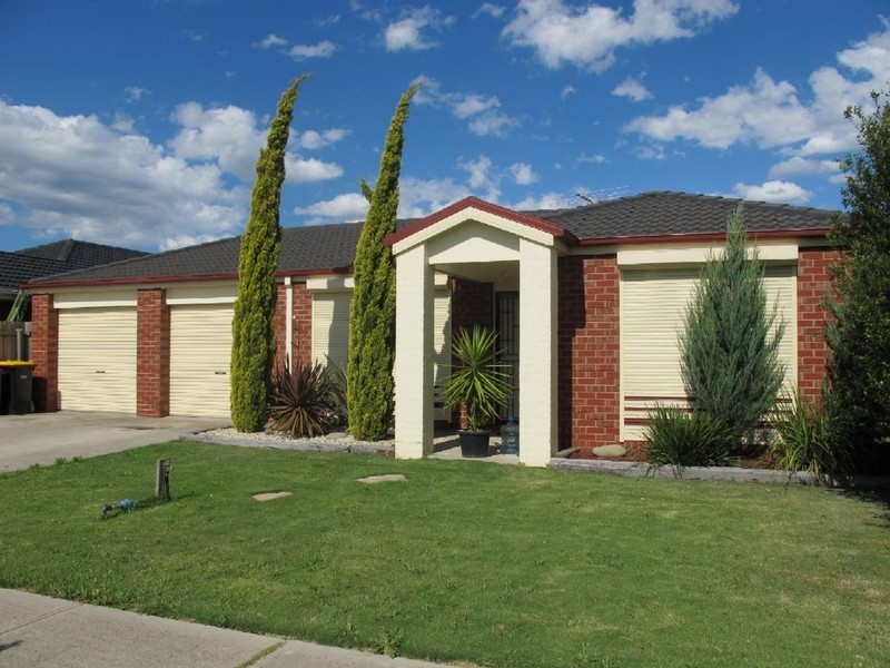 15 Marner Ave, Hillside VIC 3037