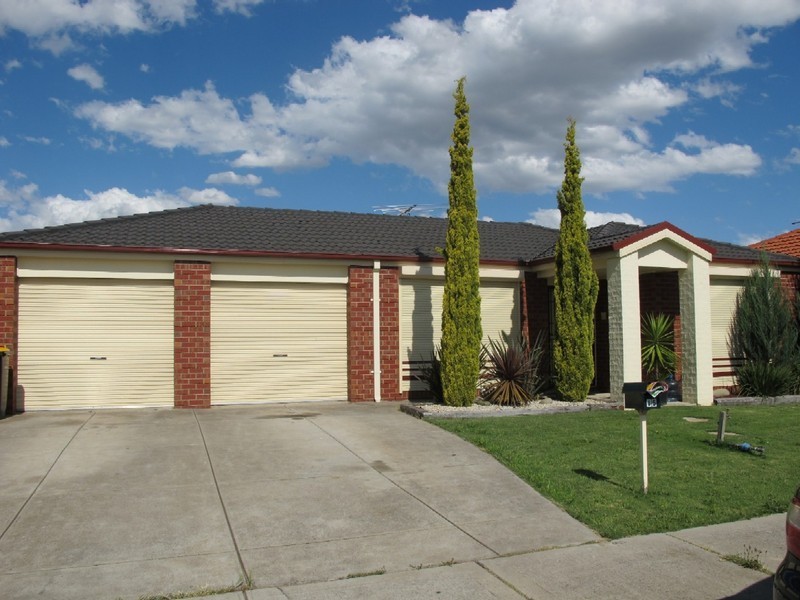 15 Marner Ave, Hillside VIC 3037