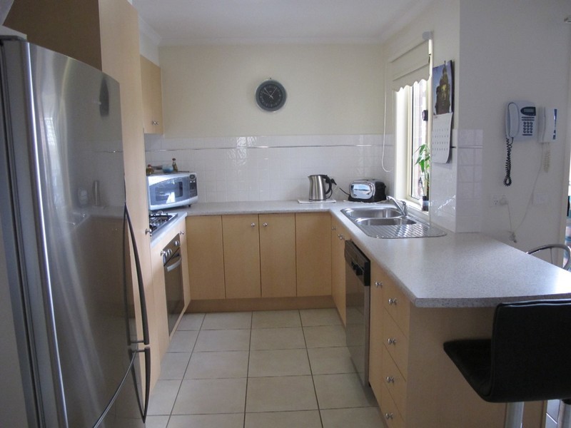 15 Marner Ave, Hillside VIC 3037