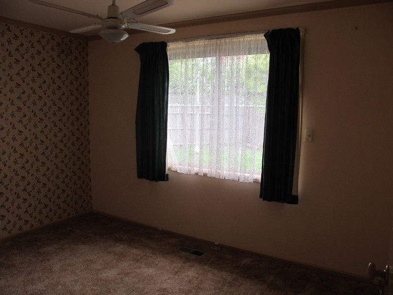 10  Ringwood Court, Gladstone Park VIC 3043