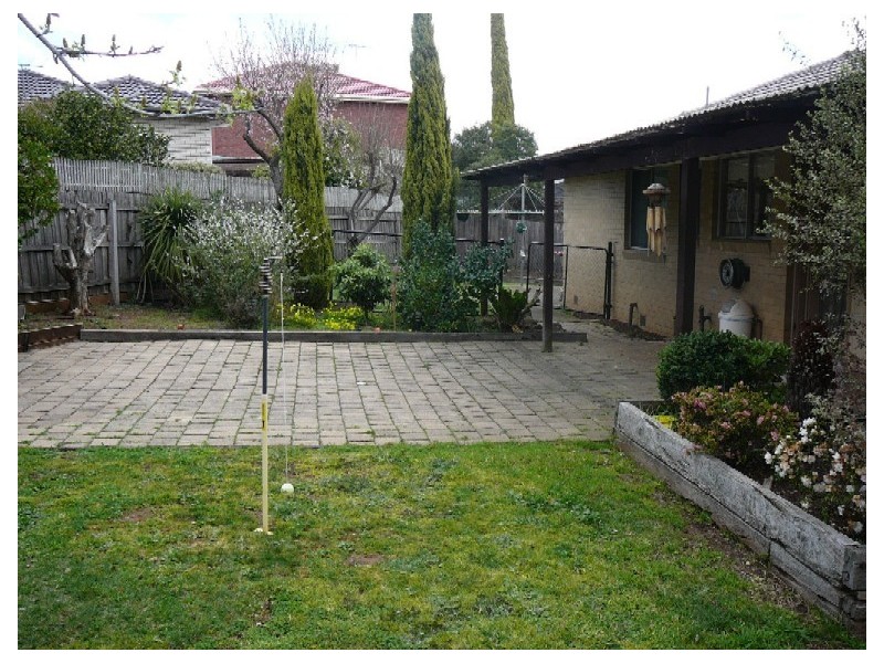 10  Ringwood Court, Gladstone Park VIC 3043