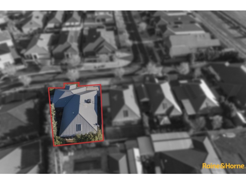 37 LAMBERTIA LOOP, Caroline Springs VIC 3023