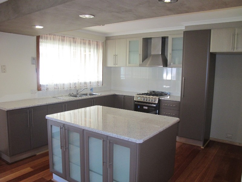 14 Galena Crescent, Kings Park VIC 3021