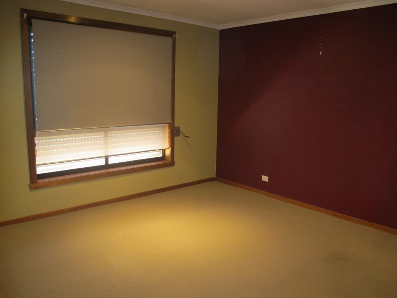 14 Galena Crescent, Kings Park VIC 3021