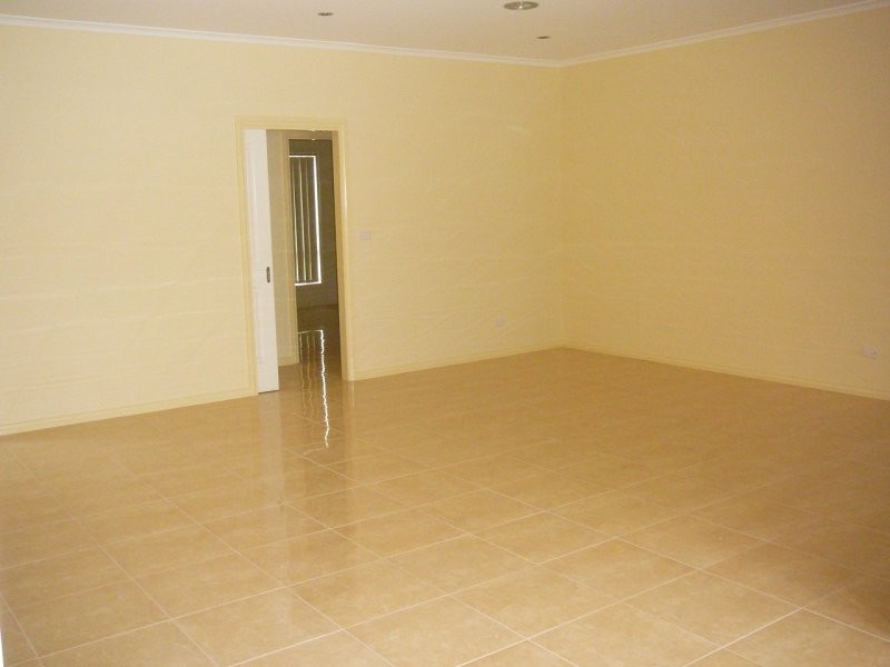 15 Wattlepark Street, Caroline Springs VIC 3023