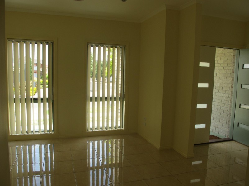 15 Wattlepark Street, Caroline Springs VIC 3023