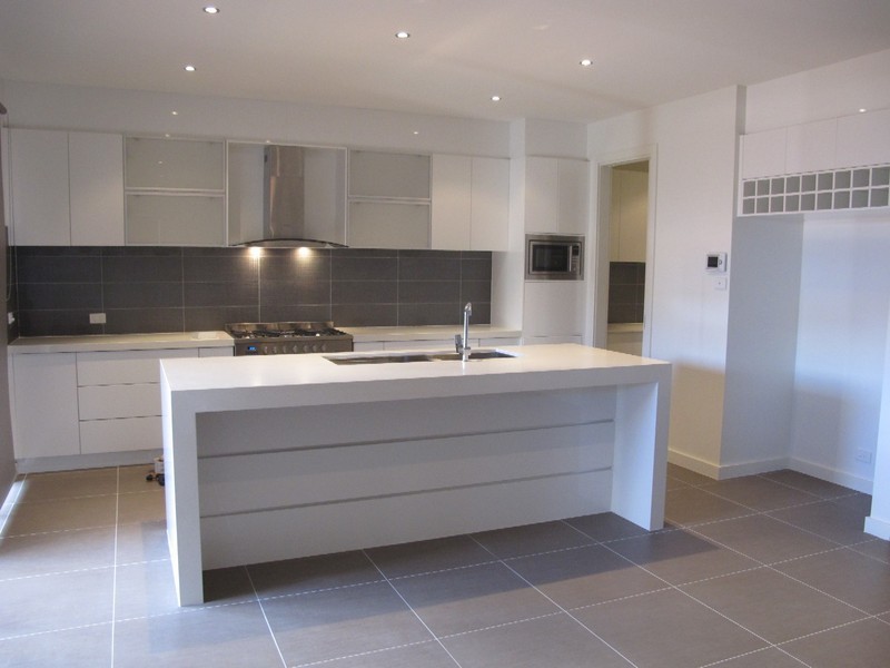 26 Monckton Place, Caroline Springs VIC 3023