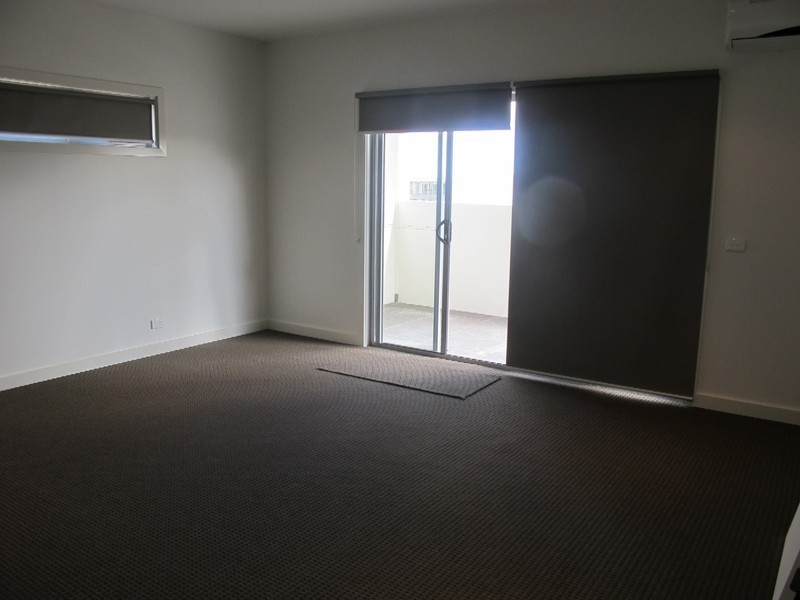 26 Monckton Place, Caroline Springs VIC 3023