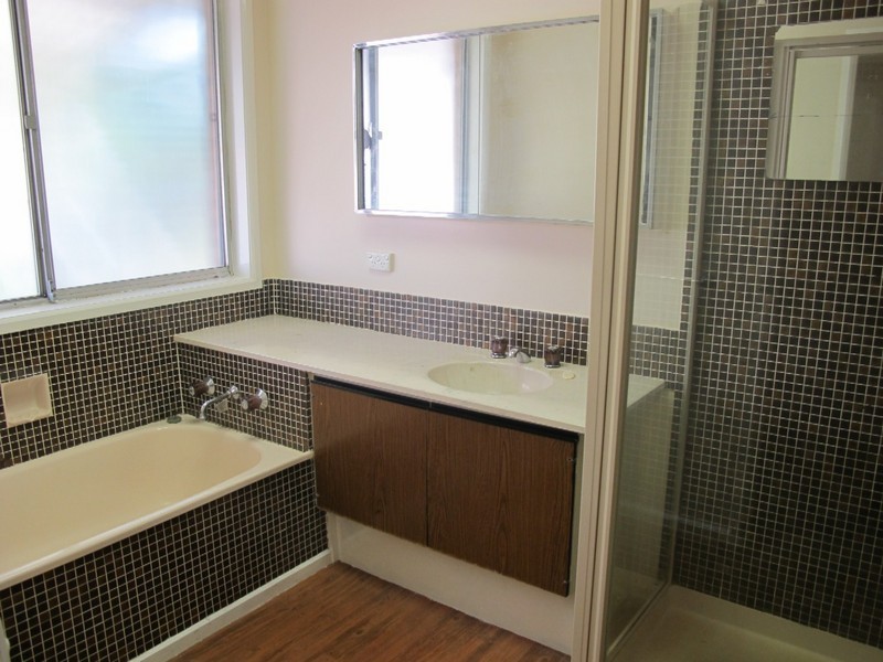 10 Ringwood Court, Gladstone Park VIC 3043