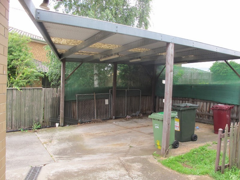 10 Ringwood Court, Gladstone Park VIC 3043