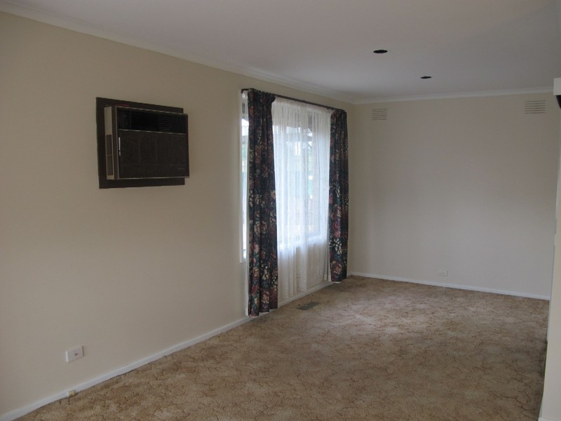 10 Ringwood Court, Gladstone Park VIC 3043