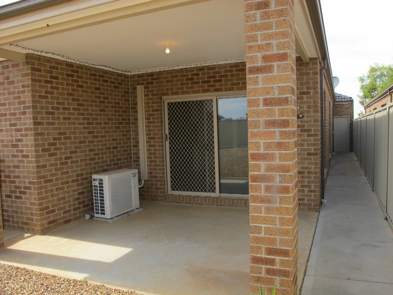 15 Glencoe Street, Kurunjang VIC 3337