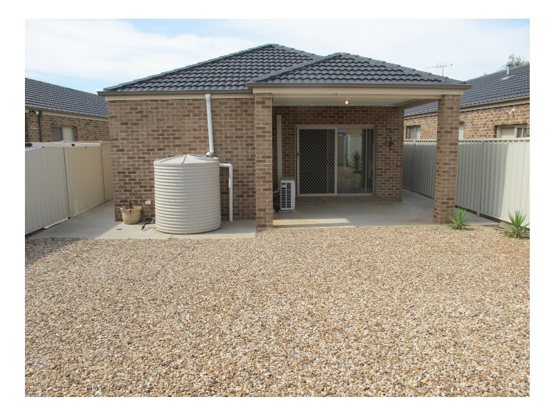 15 Glencoe Street, Kurunjang VIC 3337