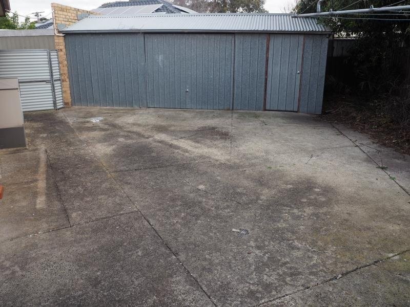 6 Altair Court, Gladstone Park VIC 3043