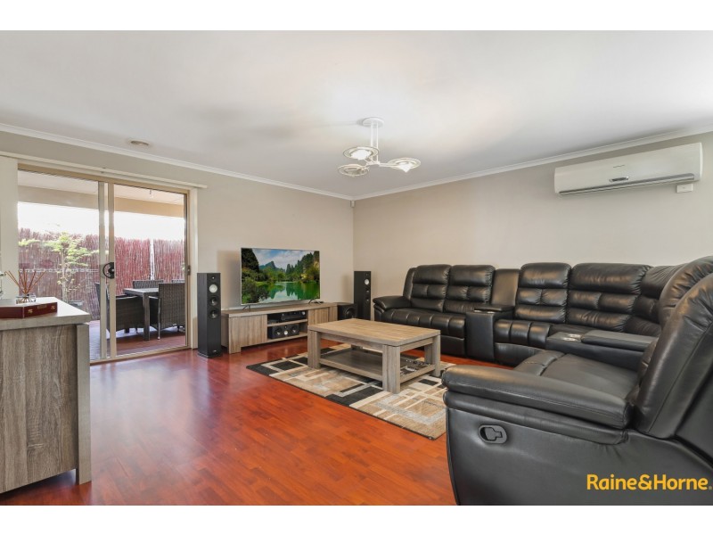 11 Wills Terrace, Burnside Heights VIC 3023
