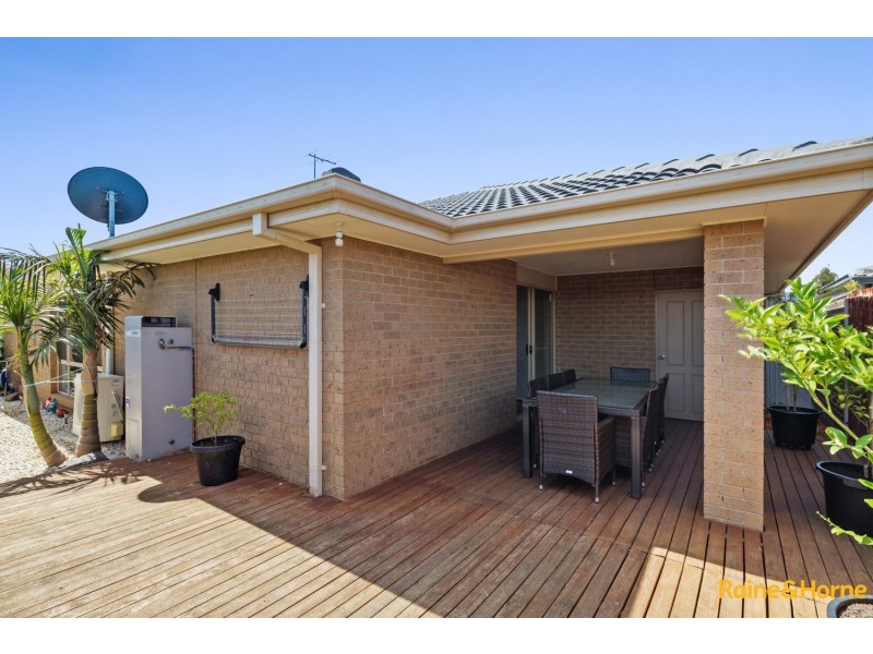 11 Wills Terrace, Burnside Heights VIC 3023
