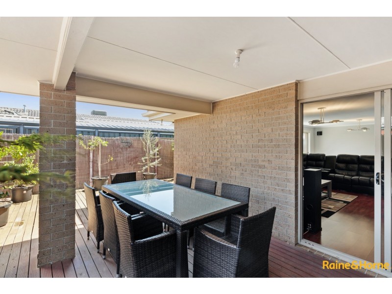 11 Wills Terrace, Burnside Heights VIC 3023