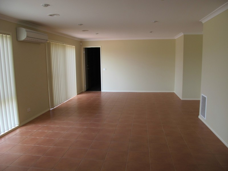 5 Honour Lane, Caroline Springs VIC 3023