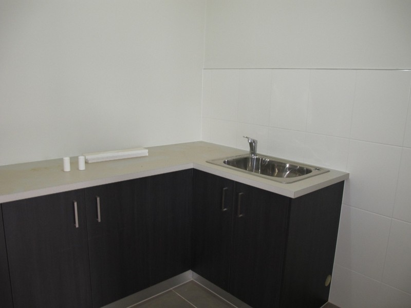 141 The Esplanade, Caroline Springs VIC 3023