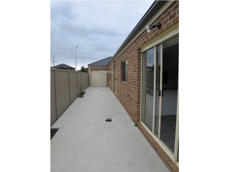 23 Millenium Drive, Sunshine West VIC 3020