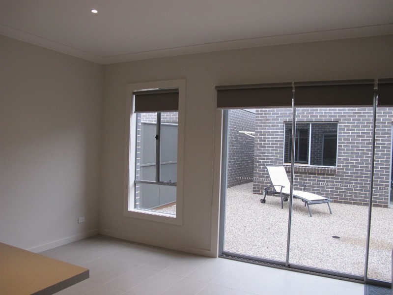 23 The Esplanade, Caroline Springs VIC 3023