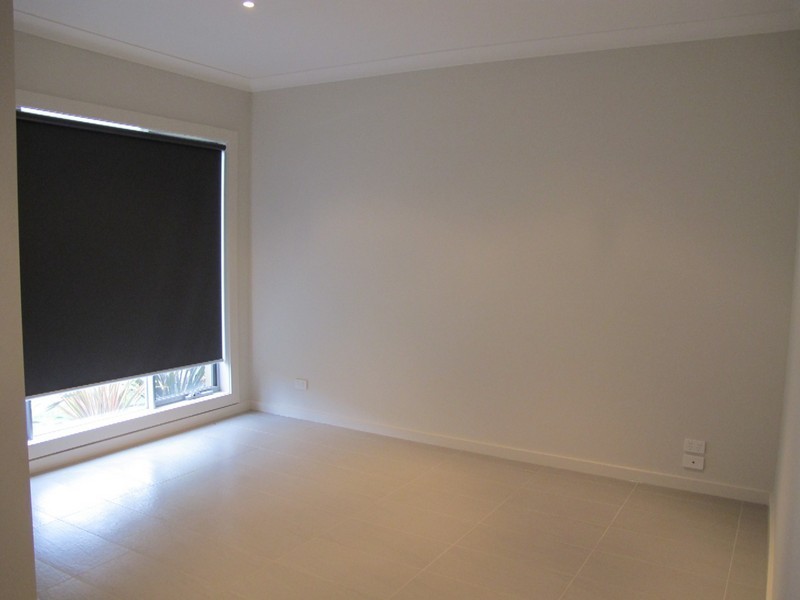 23 The Esplanade, Caroline Springs VIC 3023