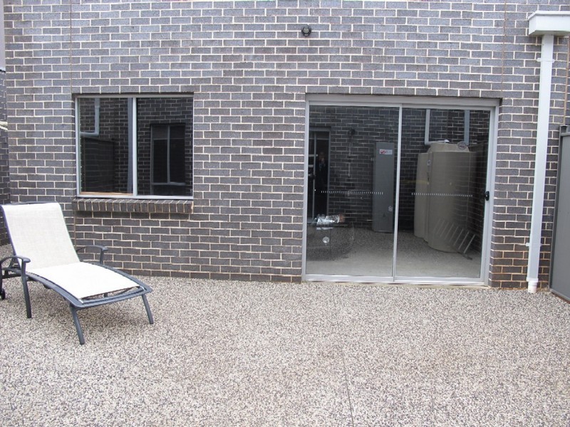 23 The Esplanade, Caroline Springs VIC 3023