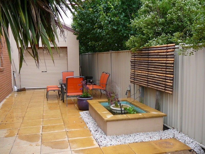 2 Lauricella Place, Caroline Springs VIC 3023