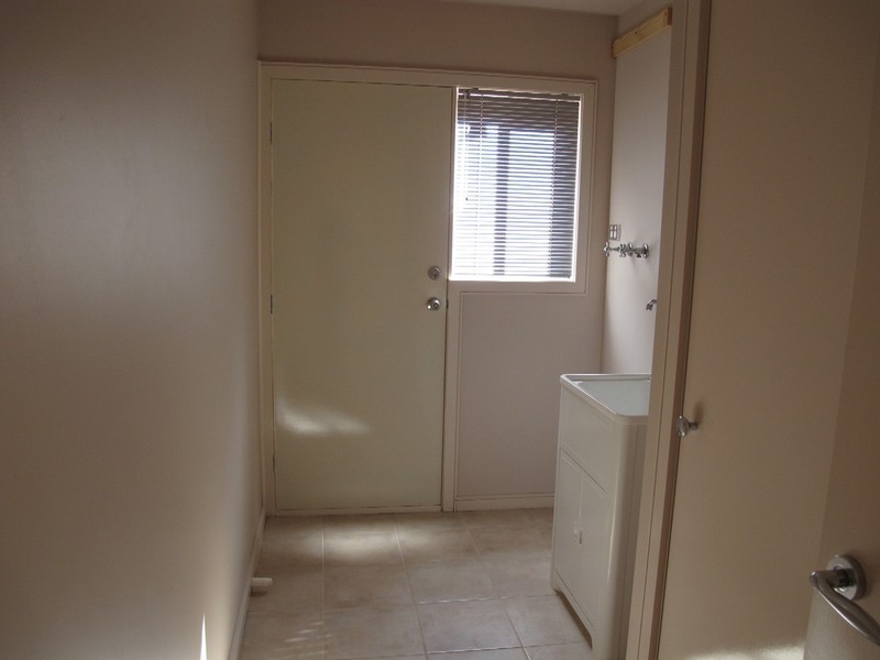 2 Lauricella Place, Caroline Springs VIC 3023