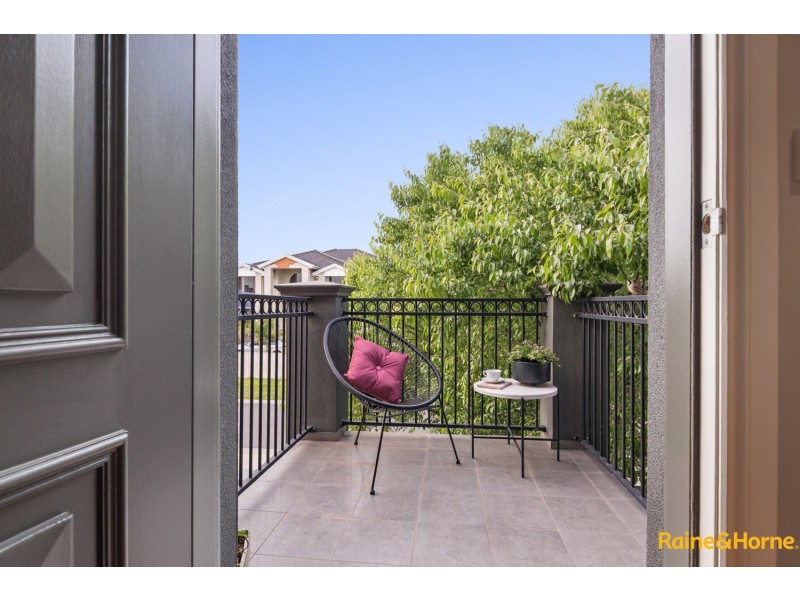 19 BRUNSWICK PLACE, Taylors Hill VIC 3037