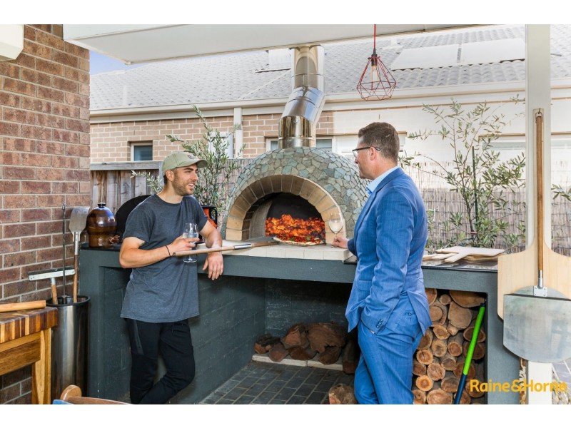 19 BRUNSWICK PLACE, Taylors Hill VIC 3037