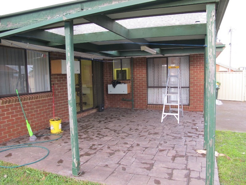 94 Kurung Drive, Kings Park VIC 3021