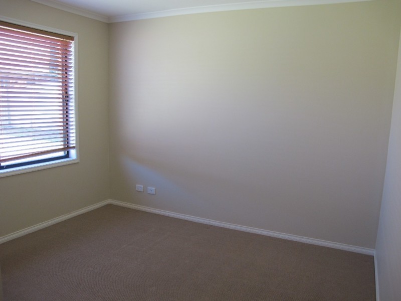 83 Watervale Blvd, Taylors Hill VIC 3037