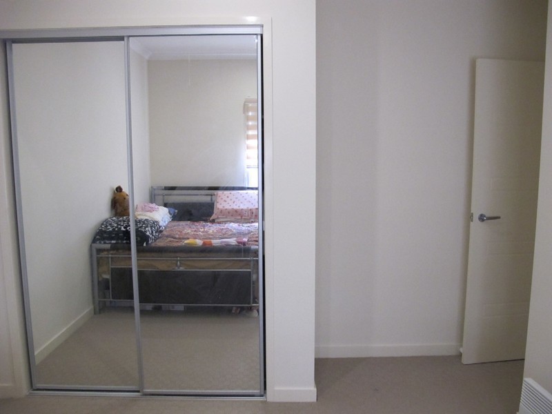 11 The Grange, Caroline Springs VIC 3023