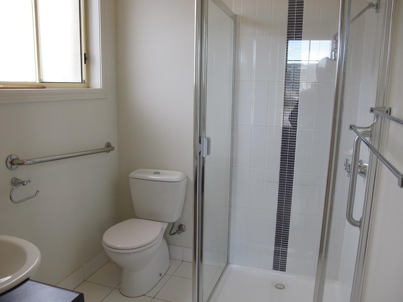 8 Fairbairn Way, Caroline Springs VIC 3023