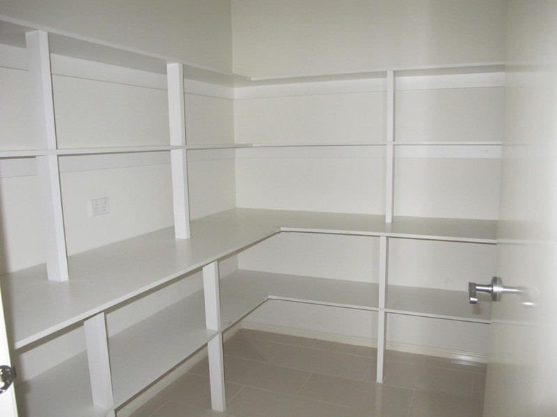 1 Herring Loop, Caroline Springs VIC 3023