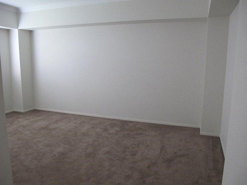 1 Herring Loop, Caroline Springs VIC 3023