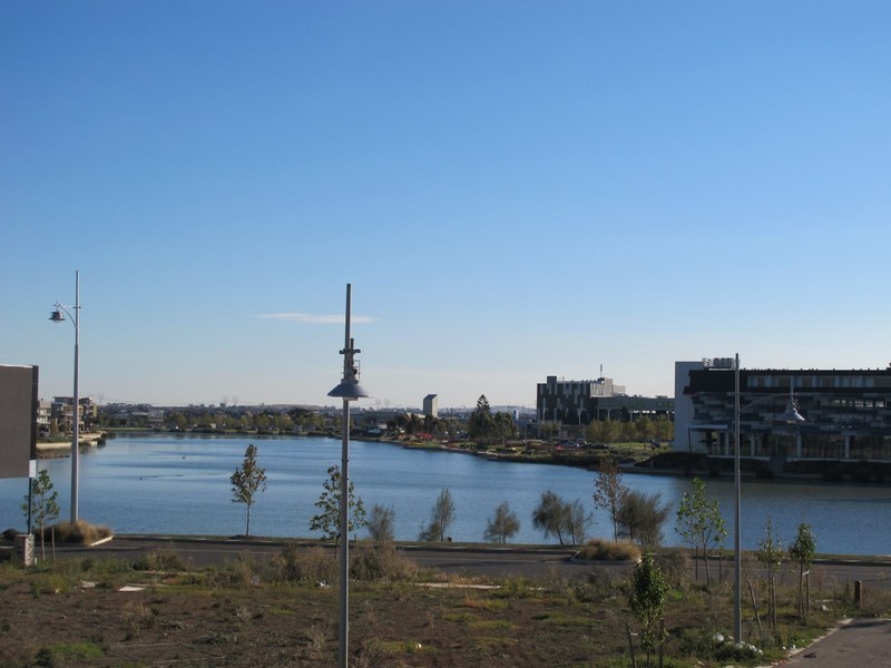 10 Boathouse Drive, Caroline Springs VIC 3023