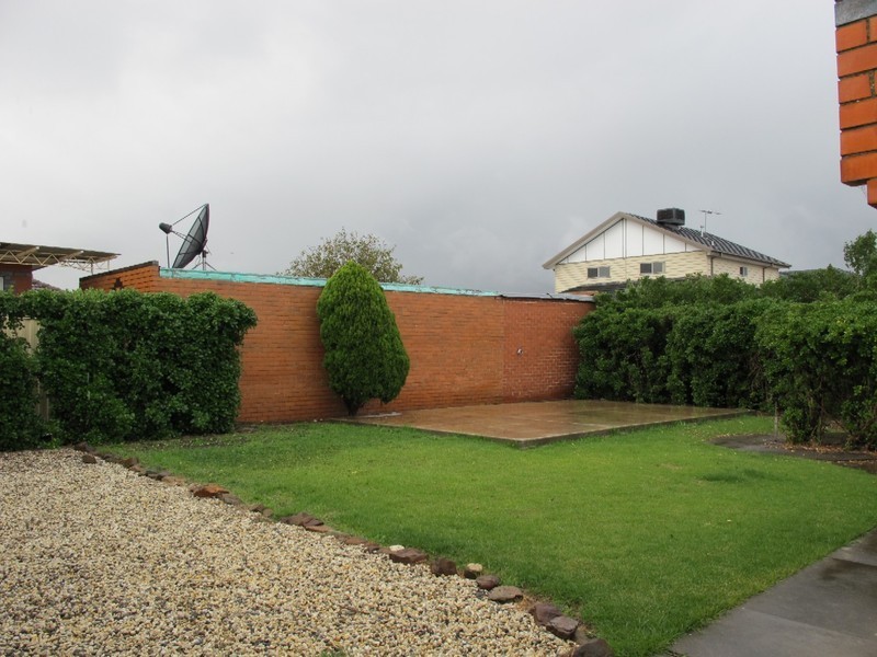44 Leonard Avenue, Glenroy VIC 3046