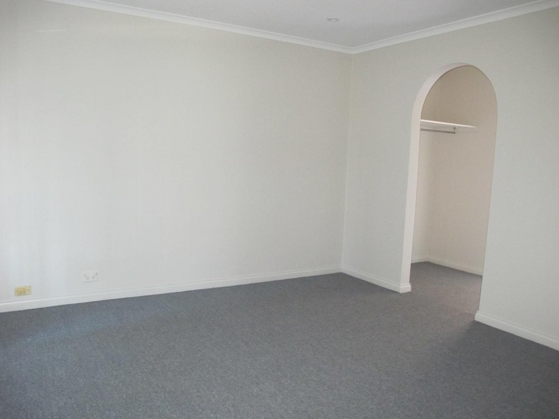 18 Billungah Place, Burnside VIC 3023